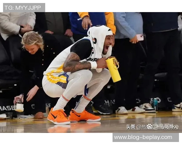 库里赞梅尔顿健康回归霍福德替补贡献显著助球队表现 库里赞梅尔顿健康回归霍福德替补贡献显著助球队表现